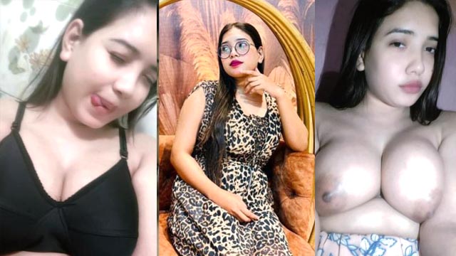 Bengali Horny Famous Tiktoker – Fingering Her Pussy Watch