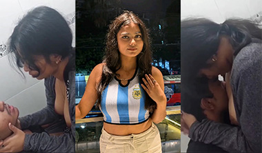 Indian College Girl Riding On boyfriend’s Dick